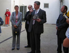 Photo de M. Muller, maire de Mr et de ses conseillers